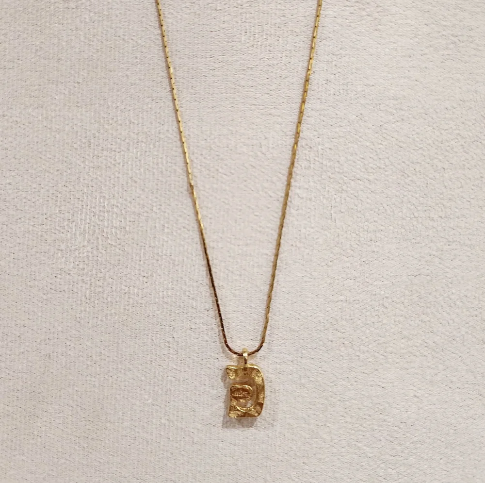 Auth GIVENCHY Gold Hardware G Rhinestones Necklace - Picture 5 of 10